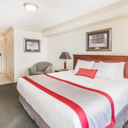 מלון Ramada By Wyndham הינטון מראה חיצוני תמונה